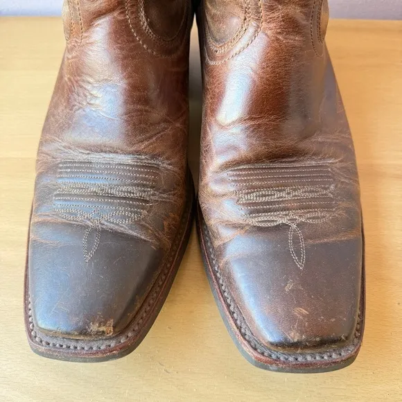 Men’s Vintage Ariat Western Leather Cowboy Boots