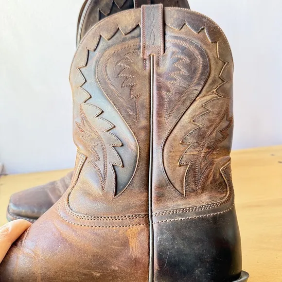 Men’s Vintage Ariat Western Leather Cowboy Boots