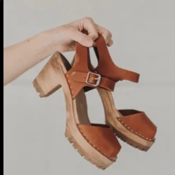 MIA 'Greta' Clog Sandal NWOT
