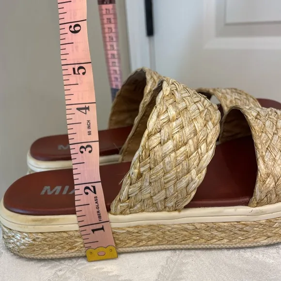 MIA Women's Tan Woven Platform Sandals Size 8.5