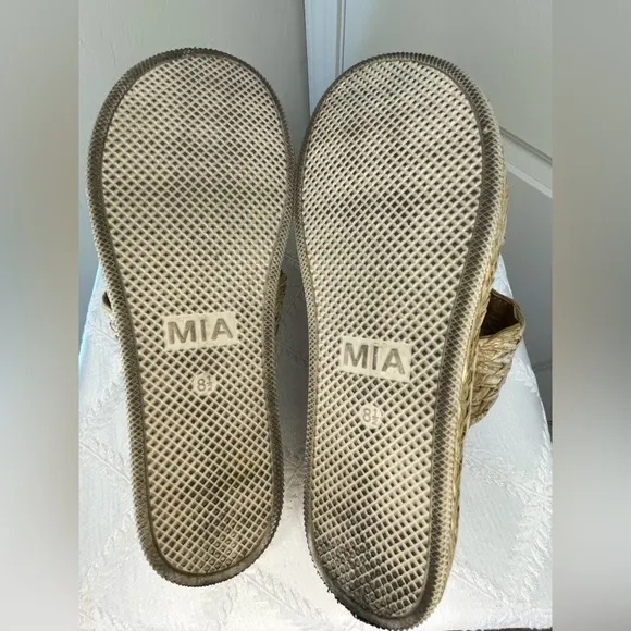 MIA Women's Tan Woven Platform Sandals Size 8.5
