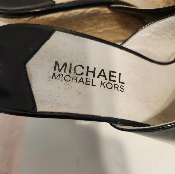 Michael Kors &quot;Kami&quot; Black Patent Leather Wedge Heel Sandals Sz. 9 Ret $229