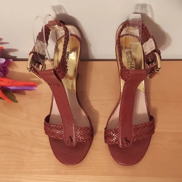 Michael Kors Juniper Woven Leather T-Strap Cone Shaped Heel Sandals Size 7 Brown