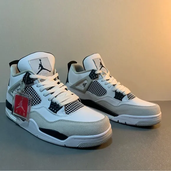 Military Black-Jordan Air Jordan 4 Man’s Size 9.5