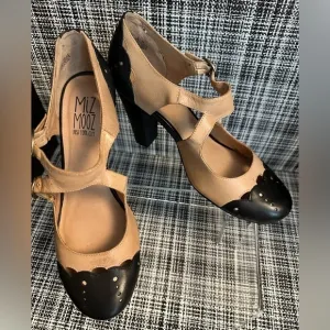 Miz Mooz Art Deco The Joni Shoe