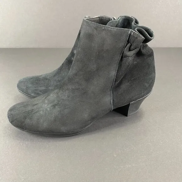 Munro | Women’s Shoes Alfie Black Suede Boots 9
