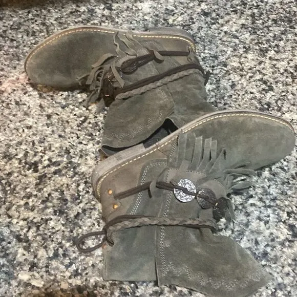 Musse &amp; Cloud Anaeh Suede Boots brown size 9