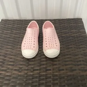 Native Jefferson shoes, kid size 13
