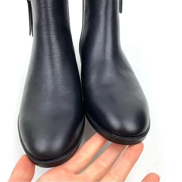 Naturalizer Ankle Boots Robyn Black Leather Classic Sleek Bootie Comfort Size 6