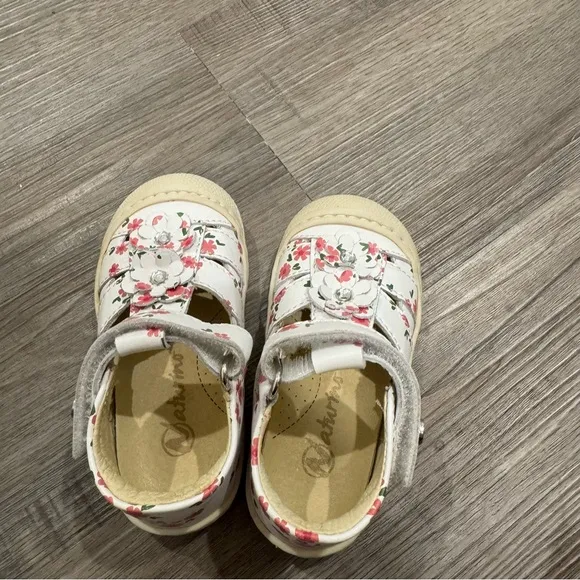 Naturino Maggy SS21 White Floral Toddler Baby Calf Leather Shoes