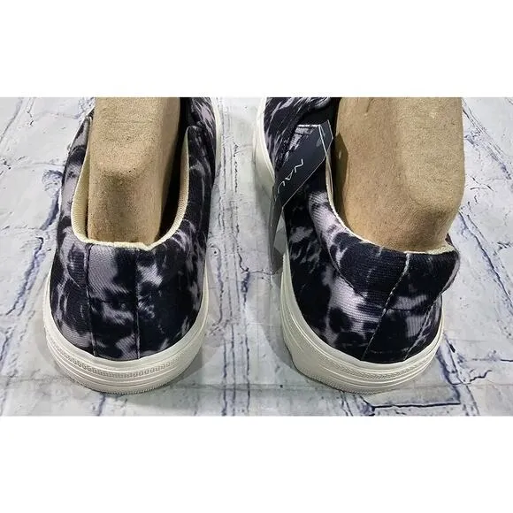 Nautica MENS SIZE 9 Candler Slip On Shoes Sneakers Black Tie Dye