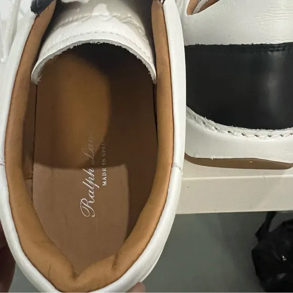 Never worn Ralph Lauren sneakers‎