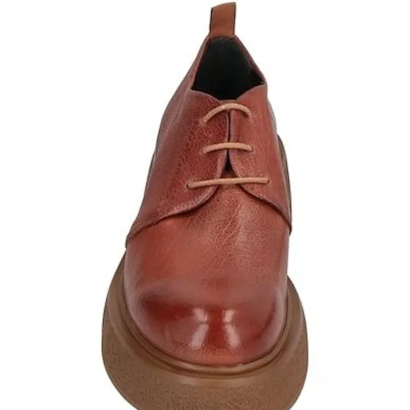 New 1725.A women's tan brown platform laced shoes. Made in Italy. NWT in box