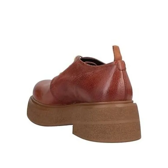 New 1725.A women's tan brown platform laced shoes. Made in Italy. NWT in box