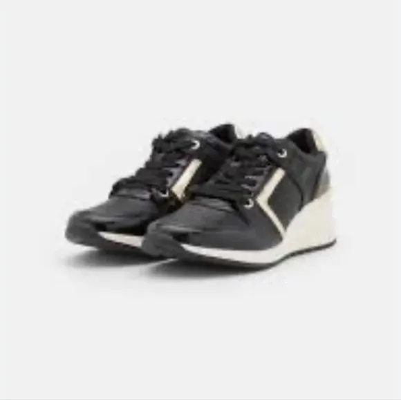NEW! Aldo Women’s Khloe platform Fashion Sneakers never worn size 8.5