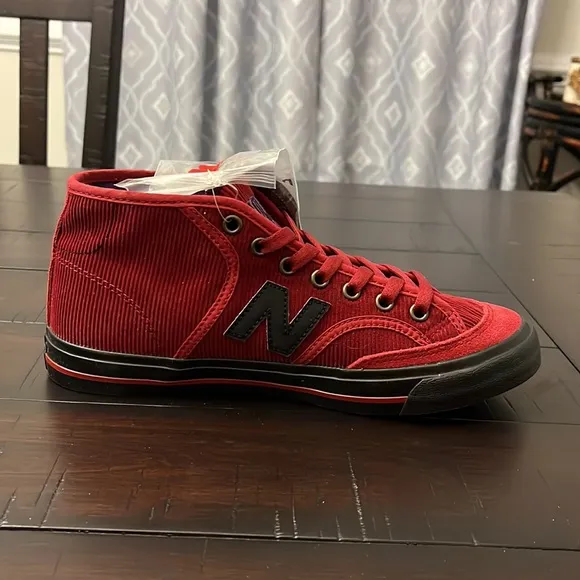 New Balance Frankie Villani 213 Skate shoes NM214BAT Bats Vampire Men’s Size 6