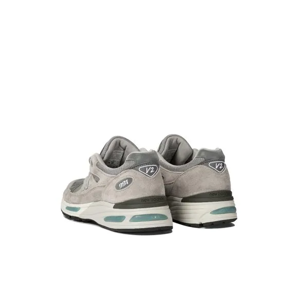New Balance Sneakers &amp; Slip-on Size US 8