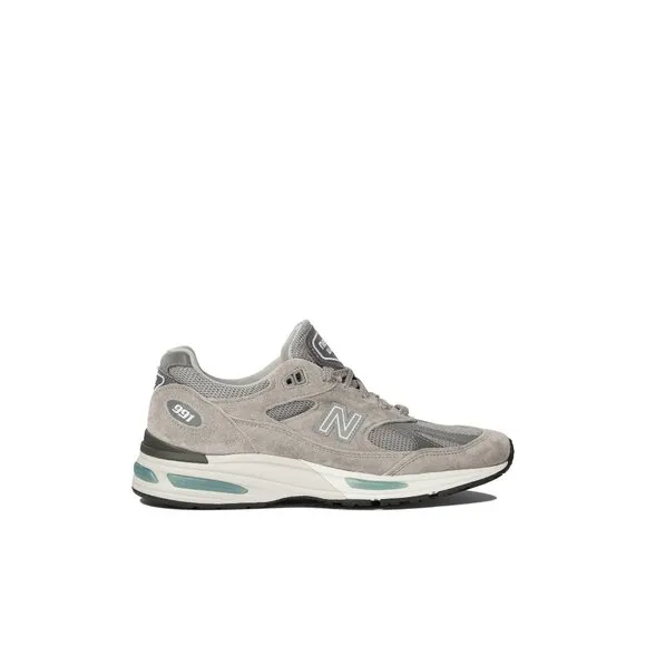 New Balance Sneakers &amp; Slip-on Size US 8
