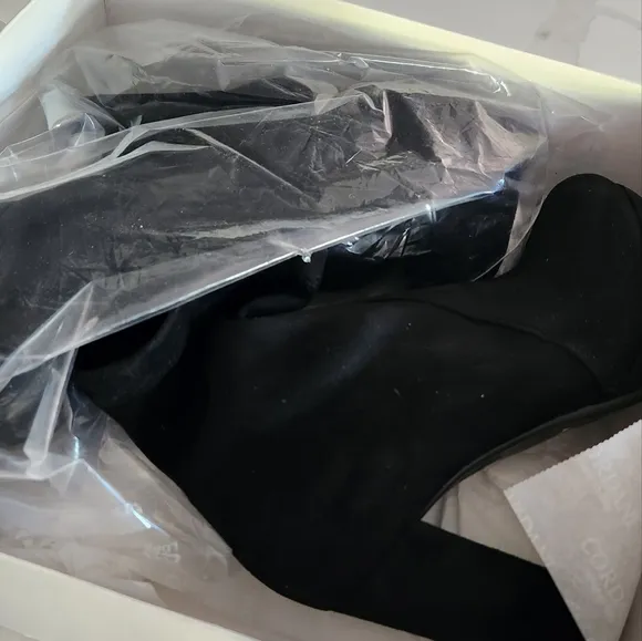 New 🖤 Cordani Nan Black Suede EU 37.5 (US Women's 7) M