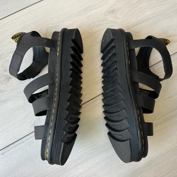 NEW Dr Martens Blaire Hydro Black Leather Platform Sandals