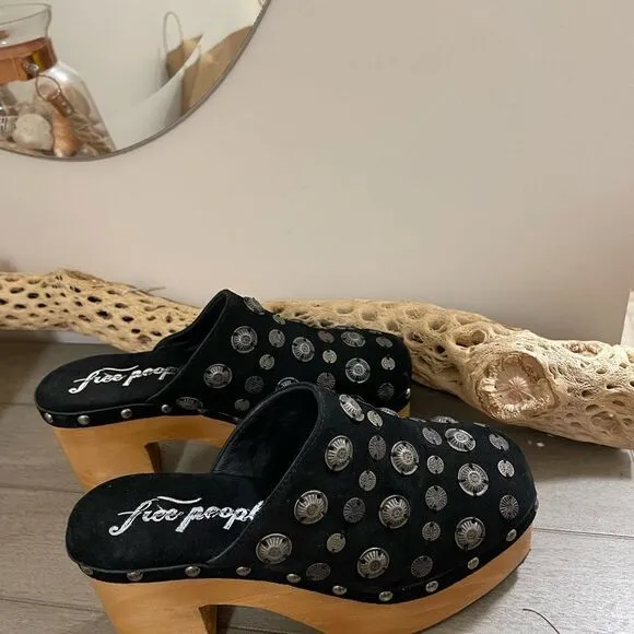 New Free People Claudia Size Black Coin Platform Clog size 38 (US 7.5)