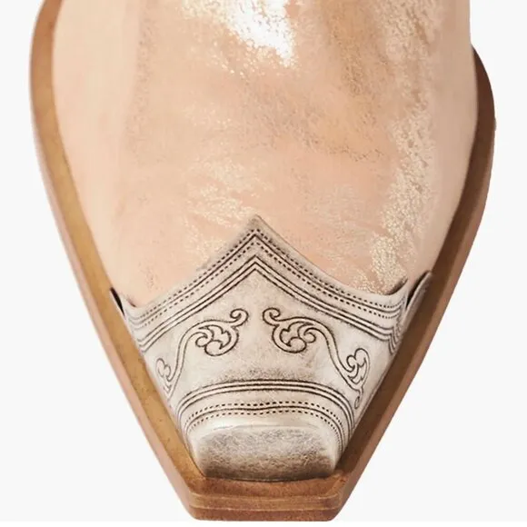 NEW Free People Women’s Brayden Pewter Tip Western Boot in‎ Champagne Metallic
