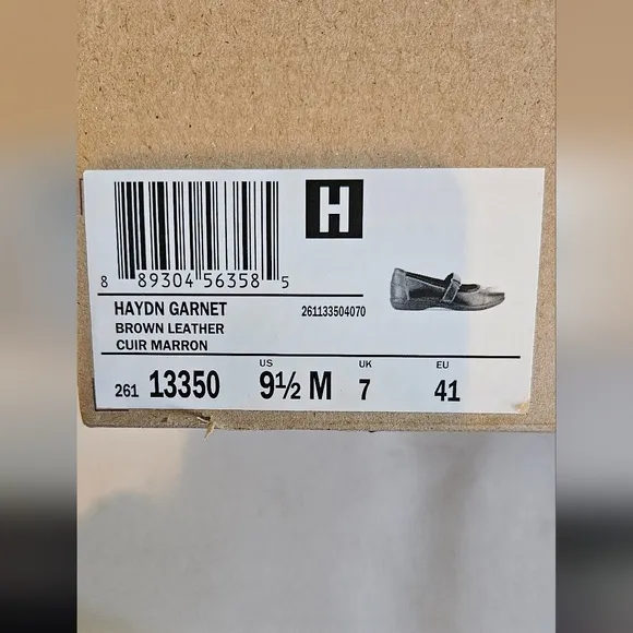 NEW IN BOX - CLARKS - Cute Brown Leather Mary Janes - Size 9.5