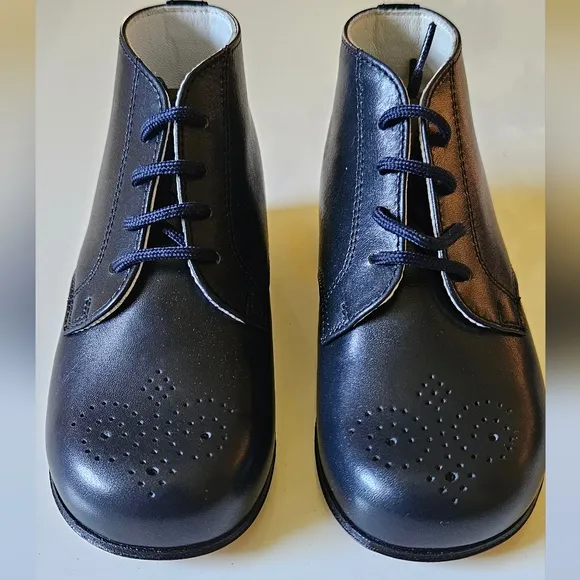 NEW Italian leather brogue shoes