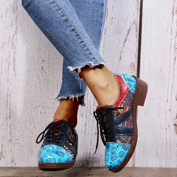 New Lace-up Front Allover Graphic Oxfords Shoes - Women’s Size 6 (EU 36)
