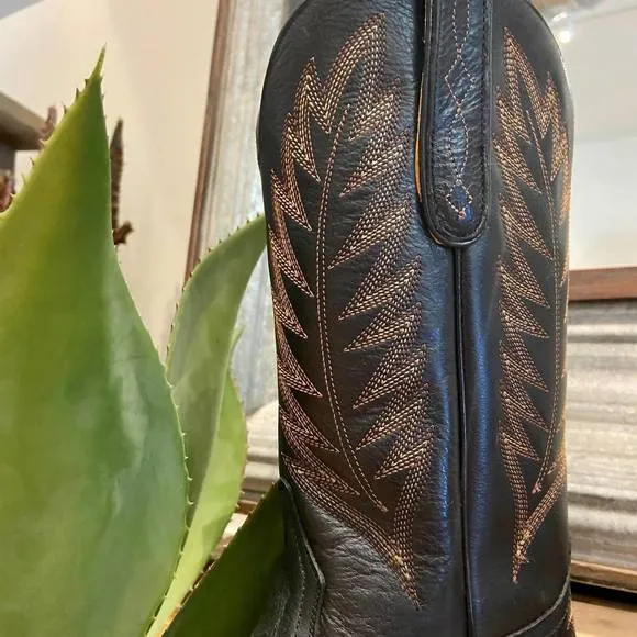 NEW LIBERTY BLACK women's cowboy boots in black