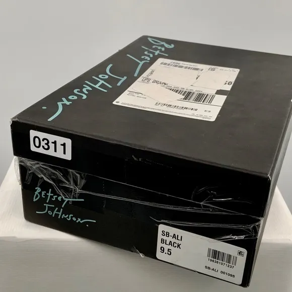 🌹New Listing🌹NWT Betsey Johnson Sbali Women’s Black Embellished Sandals Shoes