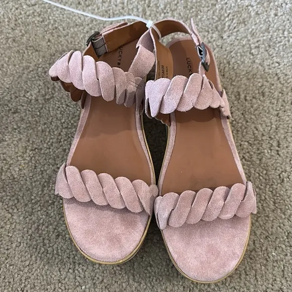 NEW! Lucky Brand Pink Platform Wedge Sandal - Size 8.5