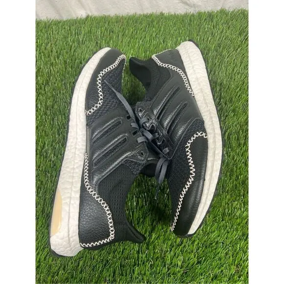 NEW Mens Size 11.5 - Adidas Ultraboost 1.0 Core Black Wonder Quartz Shoes ID1746