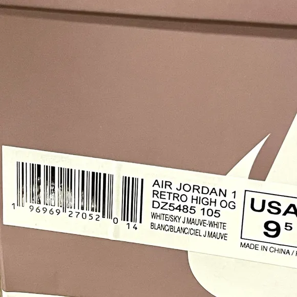 New Nike Air Jordan 1 Retro High OG Purple sneakers
