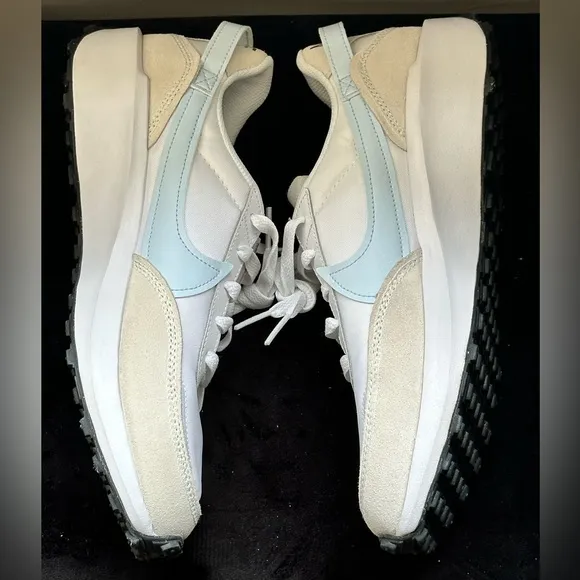 NEW Nike Waffle Debut White / Light Blue - Size Wms 7 US | Mens 5.5 US