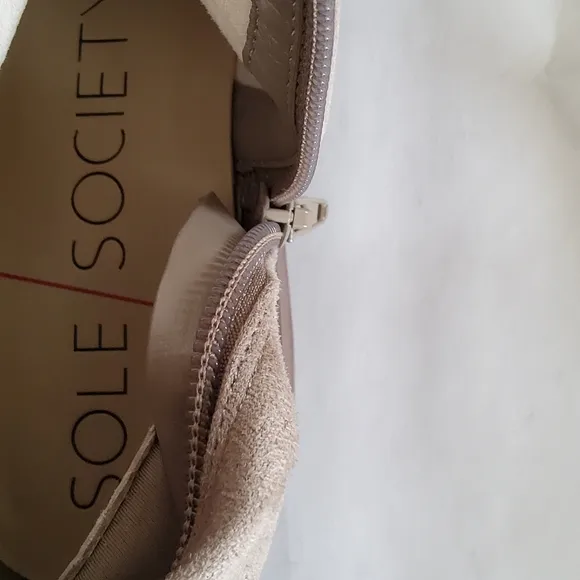 New Sole Society Suede Leather Grey Knee High Boots Size 9