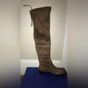 NEW!! Stuart  Weitzman Boots