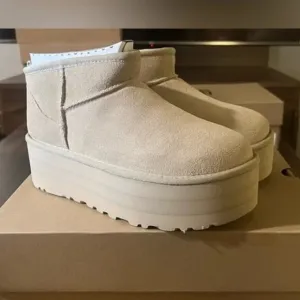 NEW Ugg Classic Ultra Mini Platform Boots MUSTARD SEED