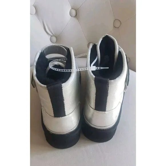 NEW UGG KIDS /GIRLS NEUMEL PLATFORM LEATHER SILVER METALLIC BOOTS SZ 6
