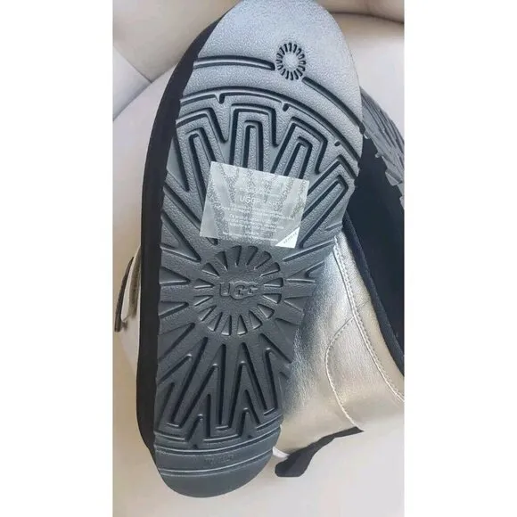 NEW UGG KIDS /GIRLS NEUMEL PLATFORM LEATHER SILVER METALLIC BOOTS SZ 6