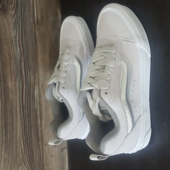 New Vans Knu Skool Gray Metallic Silver Skate Sneakers Casual Unisex Shoes Suede