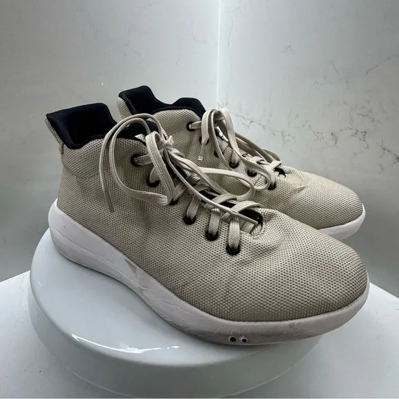 Üni unisex non-skid nurse sneakers men’s 9/womens 10.5