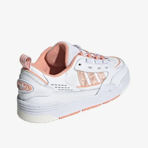 NIB adidas Adi2000