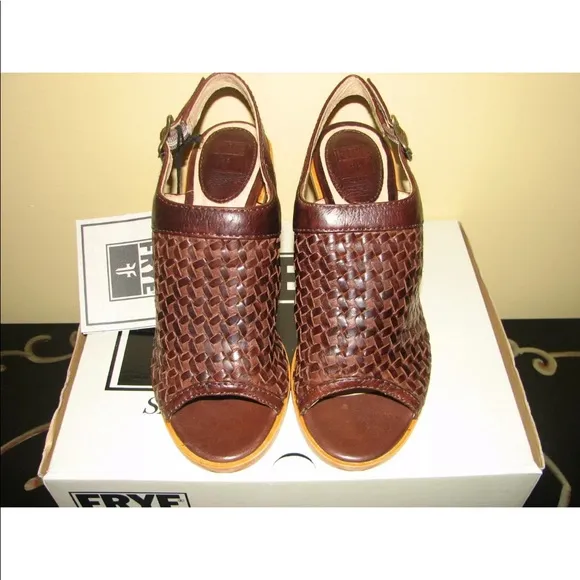 NIB BEAUTIFUL FRYE SOFIA 8.5 WOVEN DARK BROWN LEATHER SLING SANDALS BLOCK HEEL