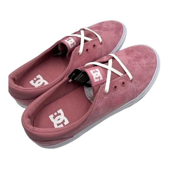 NIB DC Trase SE Skate Shoes in Rose Platform Sneakers Suede Leather size 11