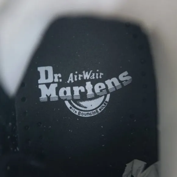 NIB Dr. Martens Jadon Polished Smooth Leather Platforms Boots