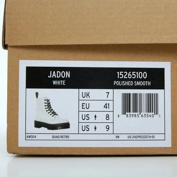 NIB Dr. Martens Jadon Polished Smooth Leather Platforms Boots