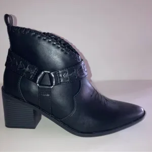 NIB Frye and Co Black Palma Western Cowboy Heel Booties Spring Designer Boots 6