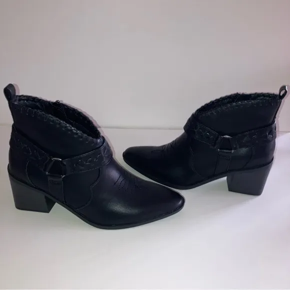NIB Frye and Co Black Palma Western Cowboy Heel Booties Spring Designer Boots 6