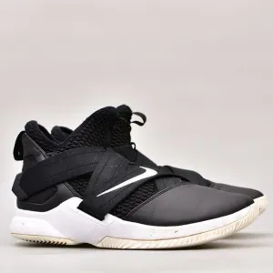 NICE NIKE LEBRON SOLDIER XII 12 BASKETBALL TB SHOES MEN'S US 13 BLACK WHITE